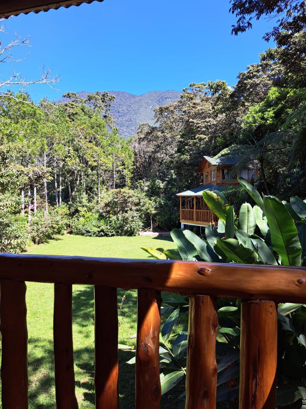 Refugio De Orquideas Villa Oxapampa Eksteriør bilde